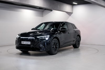 Audi Q8 e-tron 55 S-line quattro 5d