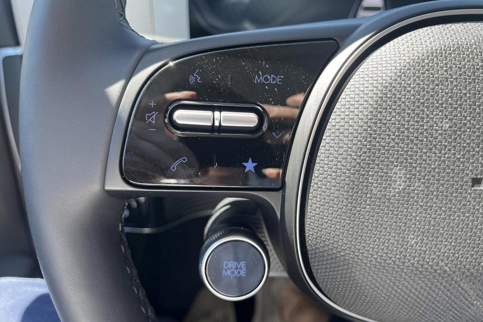 Hyundai Ioniq 5 77 Essential AWD 5d