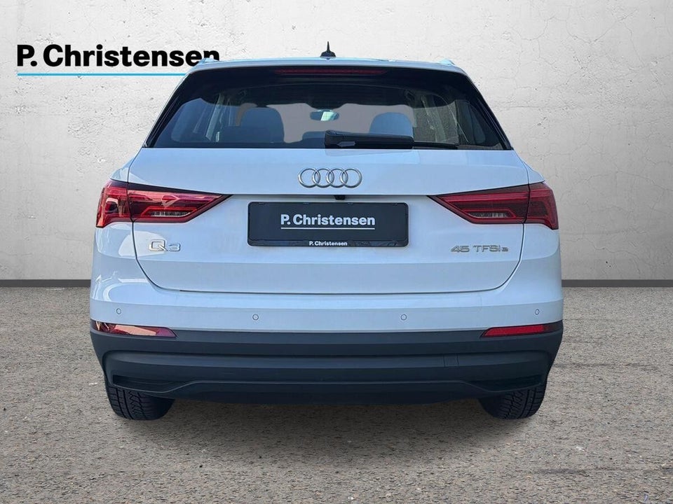 Audi Q3 45 TFSi e Attitude plus S-tr. 5d