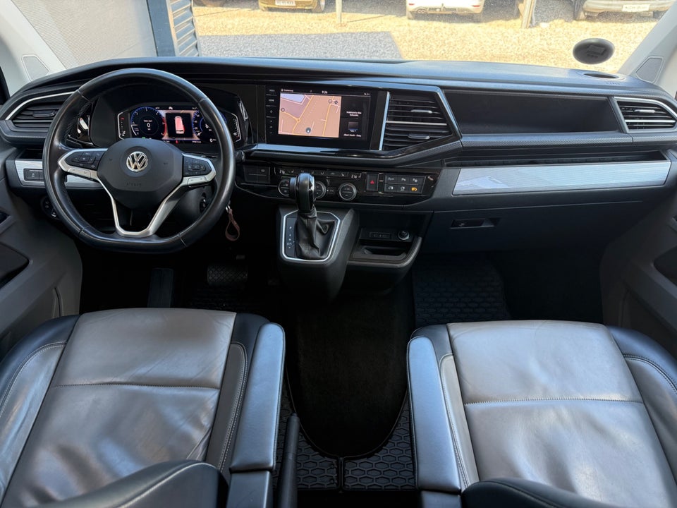 VW Caravelle 2,0 TDi 199 Highline DSG 4Motion kort