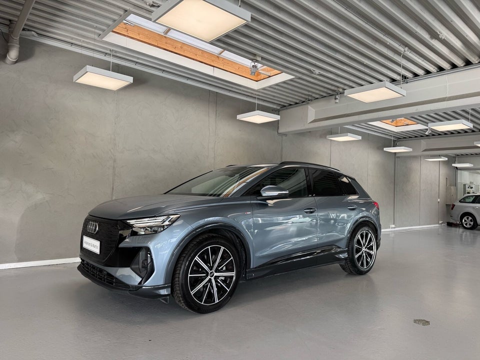 Audi Q4 e-tron 45 S-line 5d