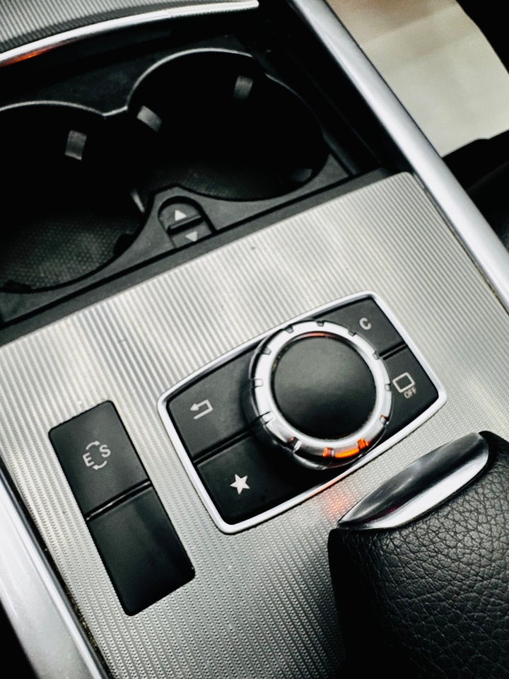 Mercedes E220 2,2 BlueTEC Avantgarde stc. 5d
