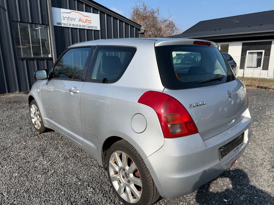 Suzuki Swift 1,3 GL-A 3d