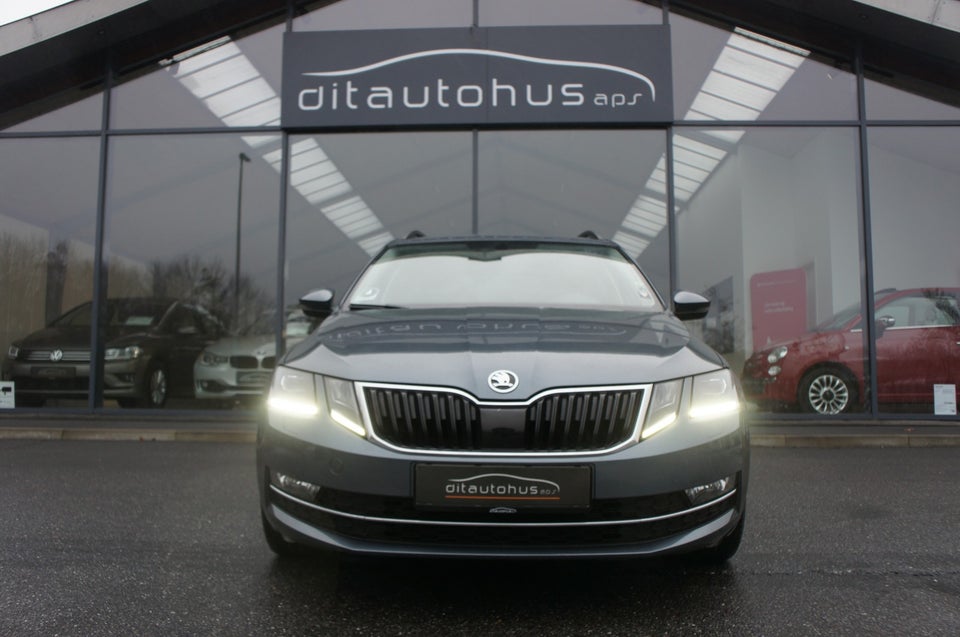 Skoda Octavia 1,6 TDi 115 Style Combi DSG 5d