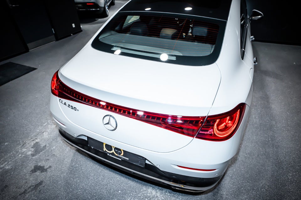 Mercedes CLA250+ EQ AMG Advance Plus 4d