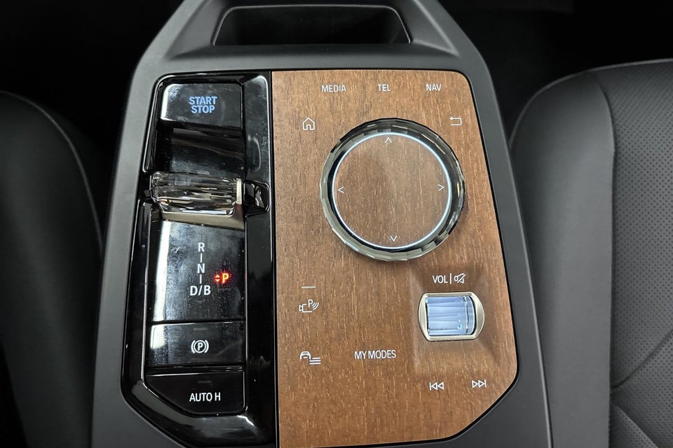 BMW iX xDrive50 Supercharged 5d