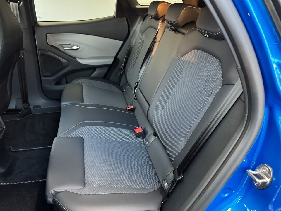 Ford Explorer 82 Select Extended Range 5d