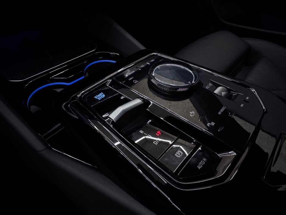 BMW i5 eDrive40 M-Sport 4d
