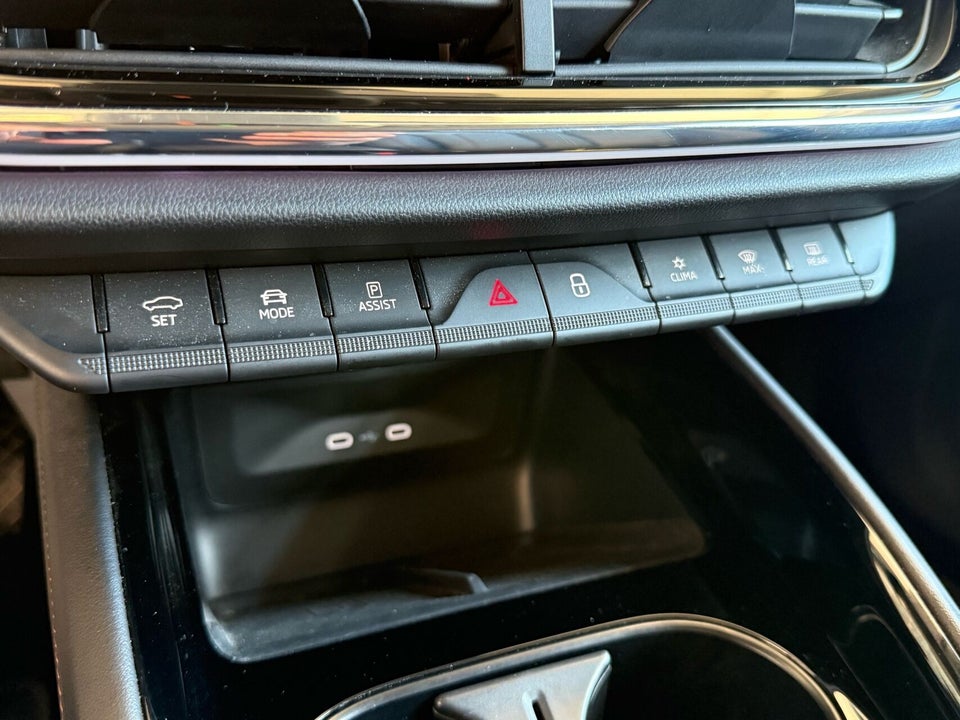 Skoda Enyaq 80 iV Selection Suite 5d