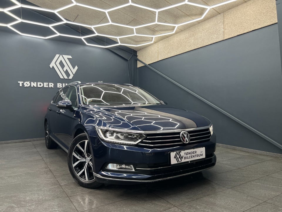 VW Passat 2,0 TDi 190 R-line Variant DSG 5d