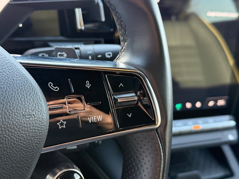 Renault Megane E-Tech 60 Iconic 5d