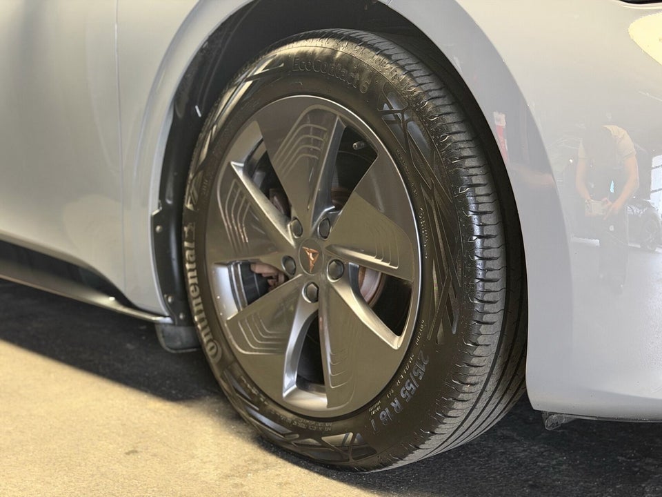 Cupra Born 58  5d