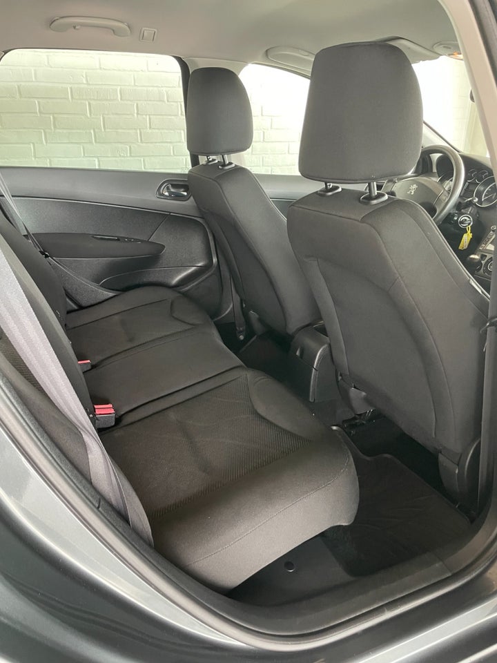 Peugeot 308 1,6 HDi 92 Access stc. 5d
