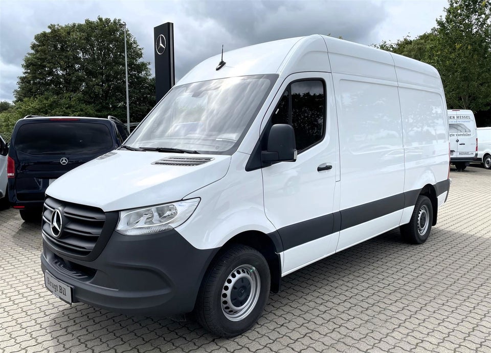 Mercedes Sprinter 317 2,0 CDi A2 Kassevogn aut. RWD