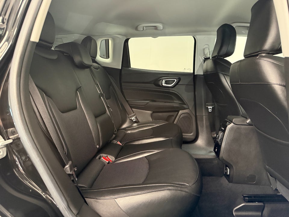 Jeep Compass 1,3 4xe S aut. 4x4 5d