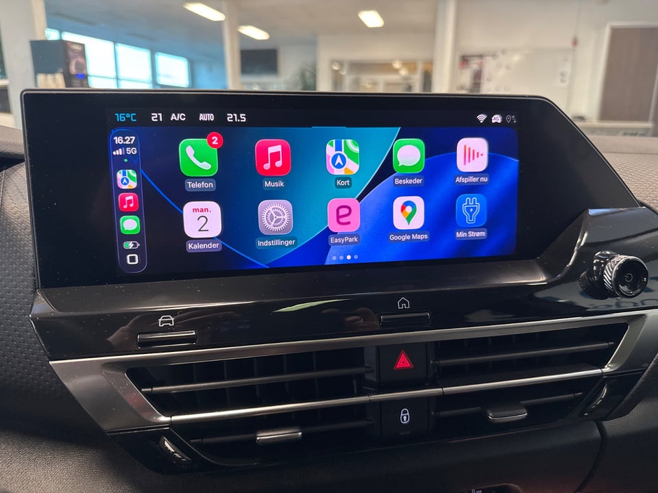 Citroën ë-C4 X 50 Shine 4d