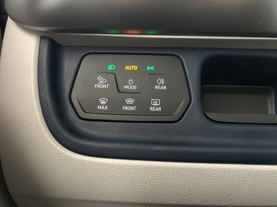 VW ID.Buzz 77 Pro Design SWB 5d