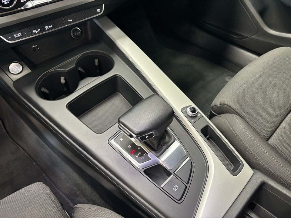 Audi A4 40 TFSi Prestige plus Avant S-tr. 5d