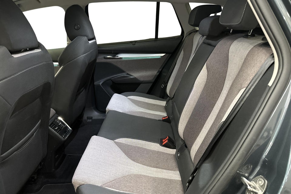 Skoda Enyaq 80 iV Lodge 5d