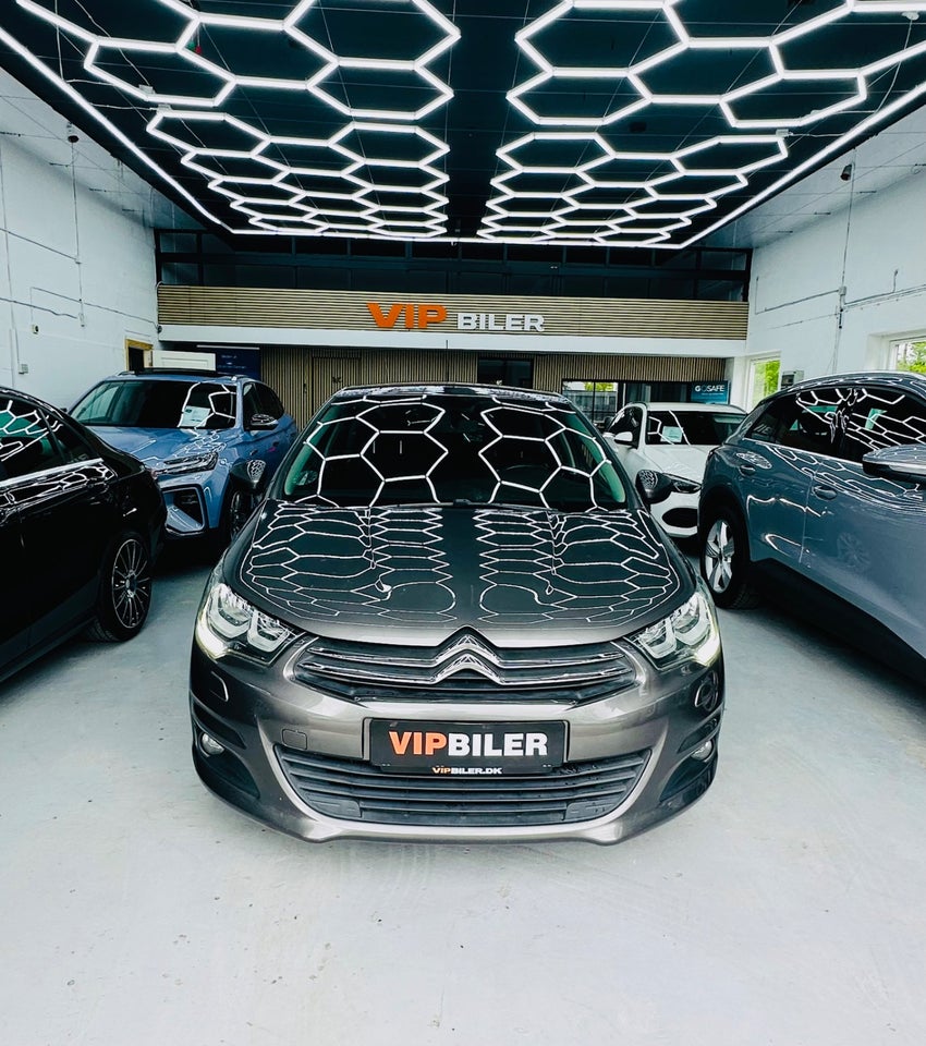 Citroën C4 1,6 BlueHDi 120 Feel 5d