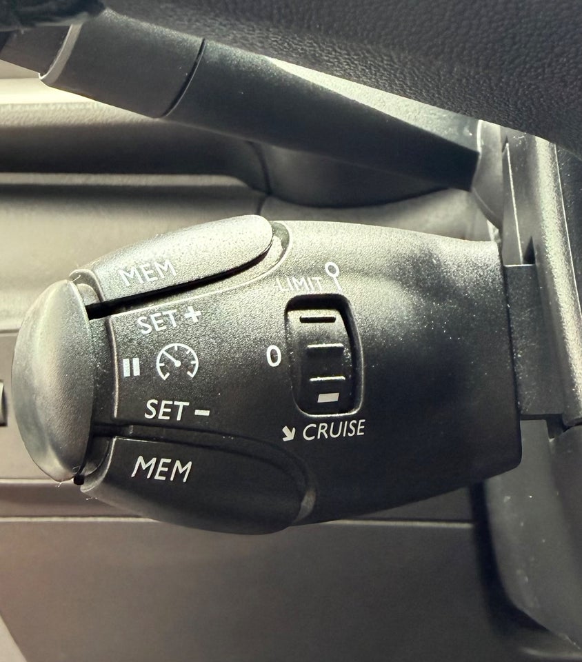 Citroën C3 1,2 PureTech 82 SkyLine 5d