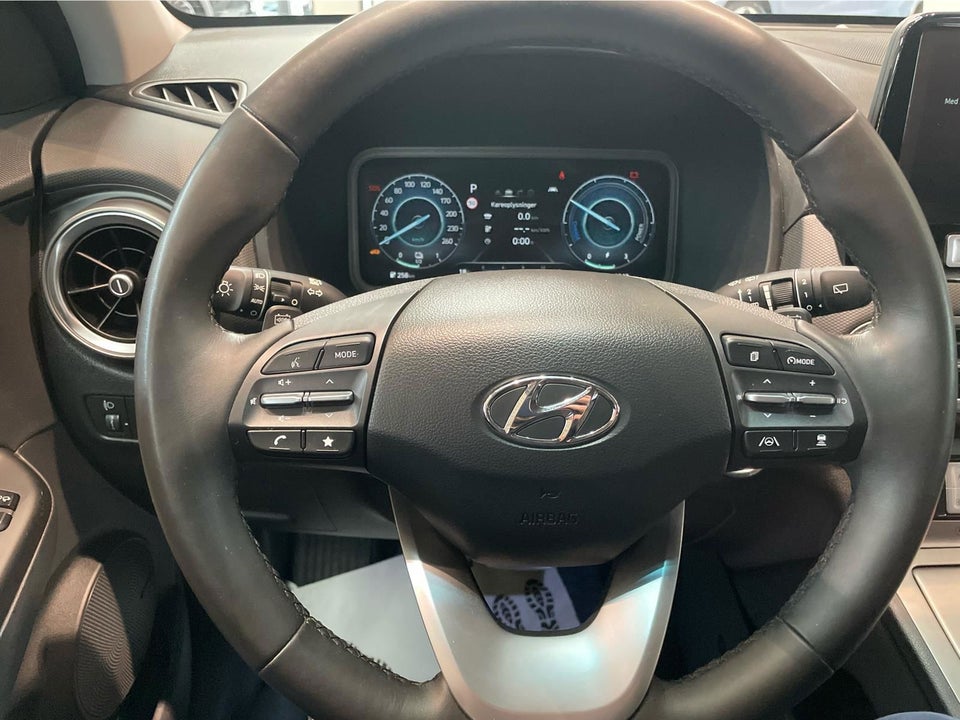 Hyundai Kona 64 EV Ultimate 5d