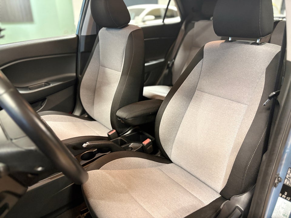 Hyundai i20 1,25 Trend 5d