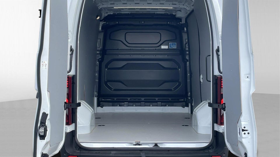Renault Master V T33 2,0 dCi 150 L2H2 Kassevogn Tekno aut.