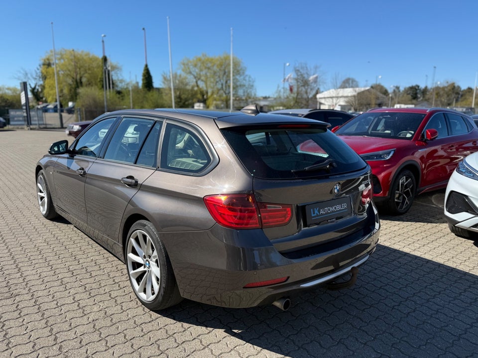 BMW 320d 2,0 Touring aut. 5d