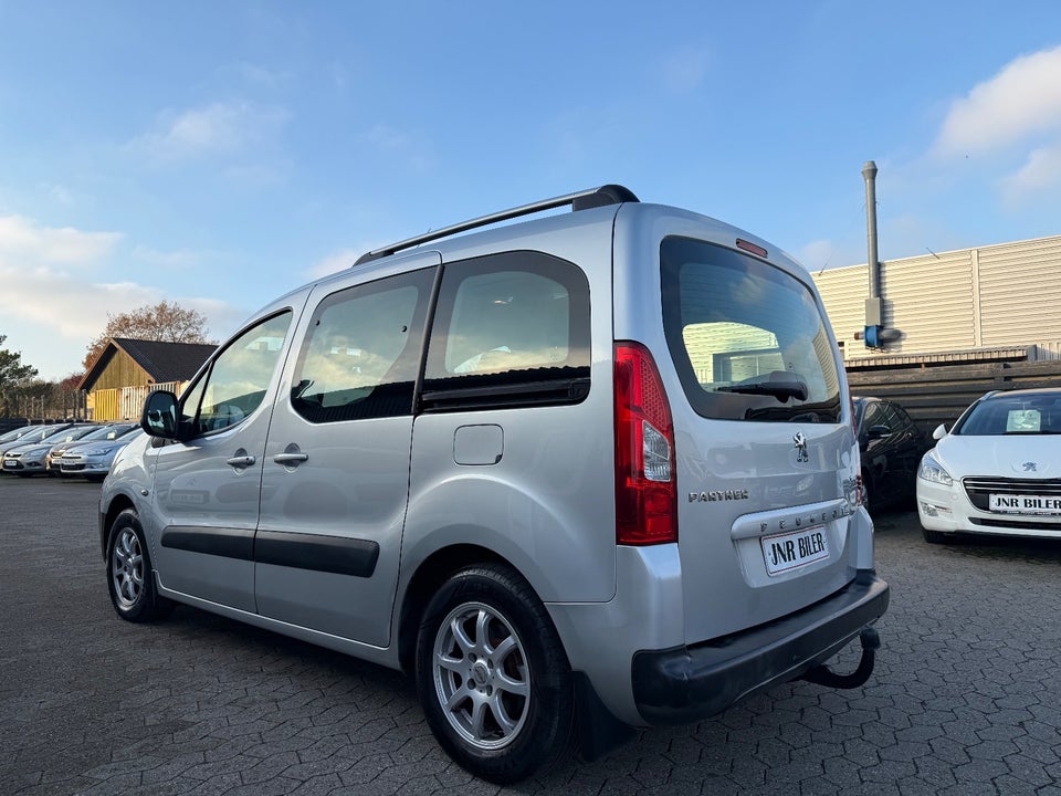 Peugeot Partner Tepee 1,6 HDi 109 Comfort Outdoor 5d