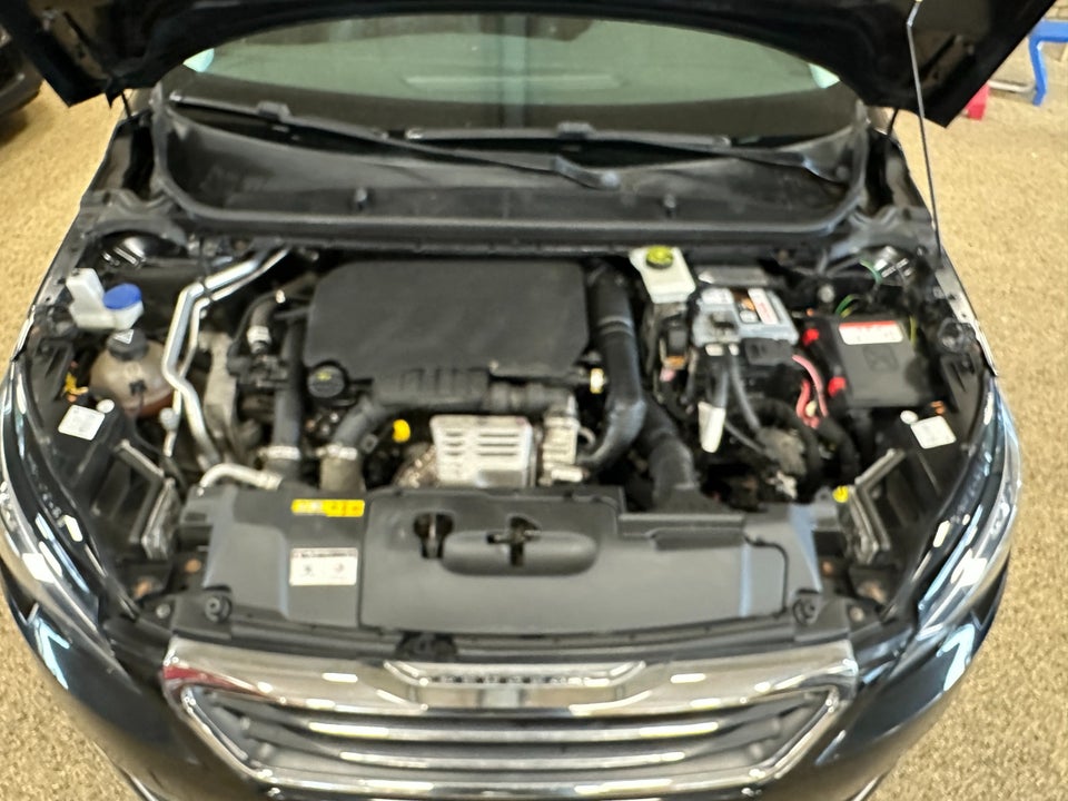 Peugeot 308 1,2 e-THP 130 Allure SW EAT6 5d