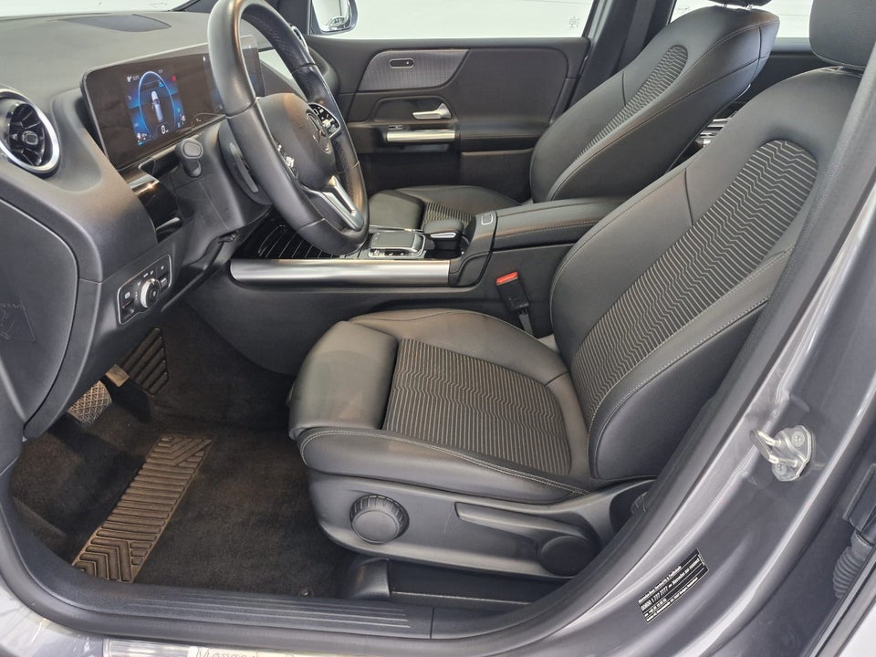 Mercedes B200 1,3 Progressive aut. 5d