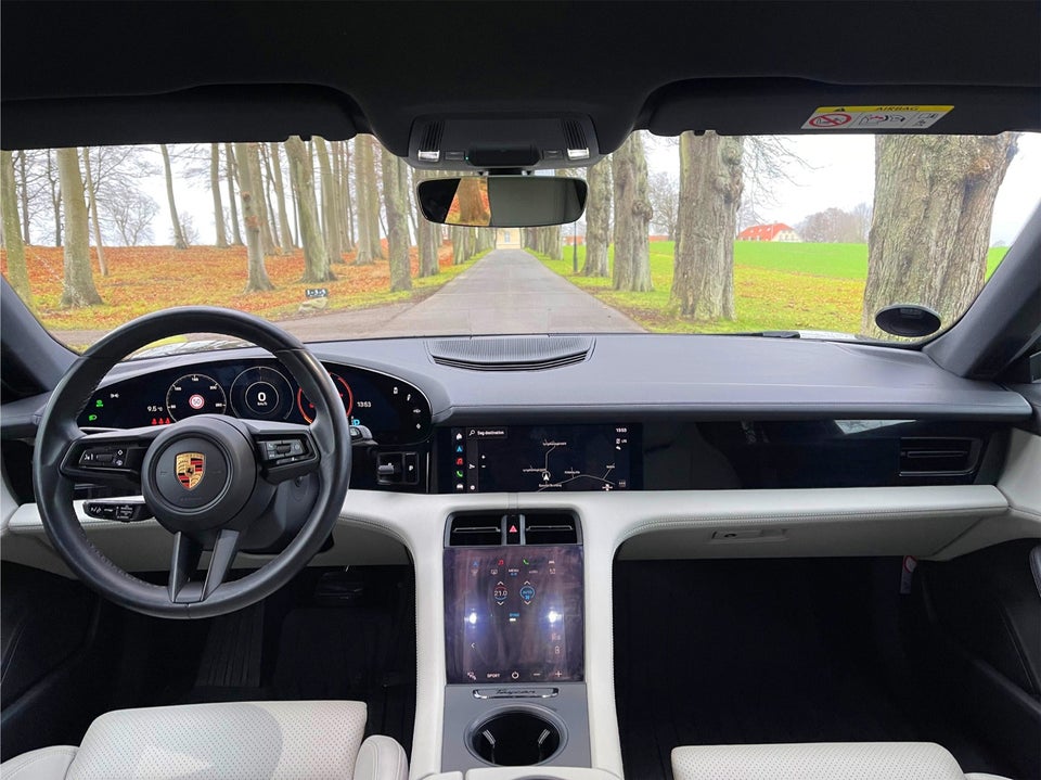 Porsche Taycan 4S Performance+ 4d