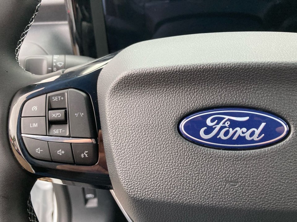 Ford E-Transit Courier 43 Trend