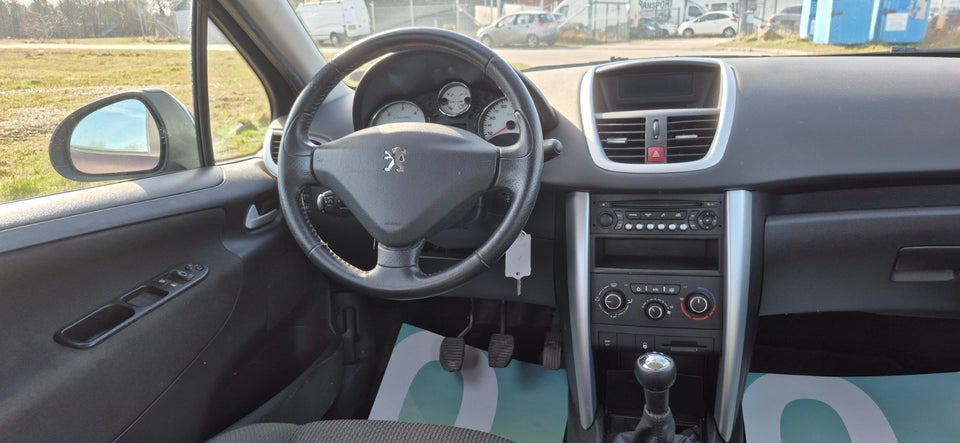 Peugeot 207 1,6 HDi 92 Active 5d