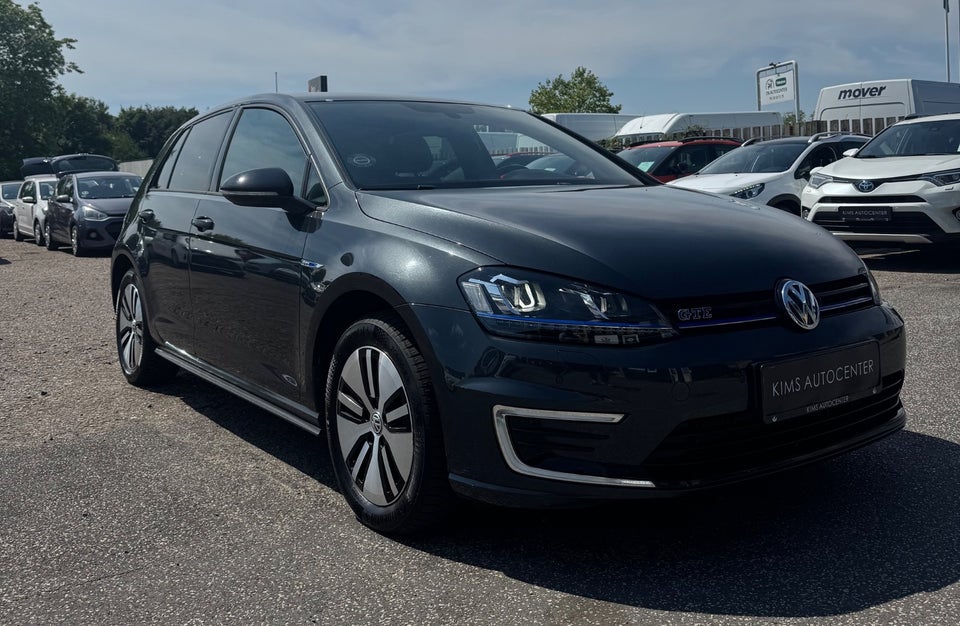 VW Golf VII 1,4 GTE DSG 5d