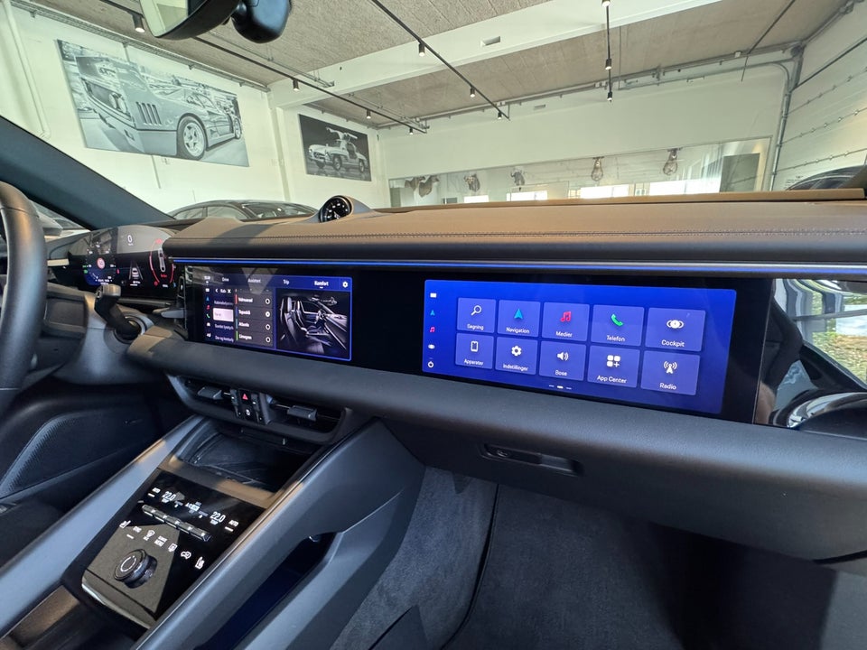 Porsche Macan 4 5d