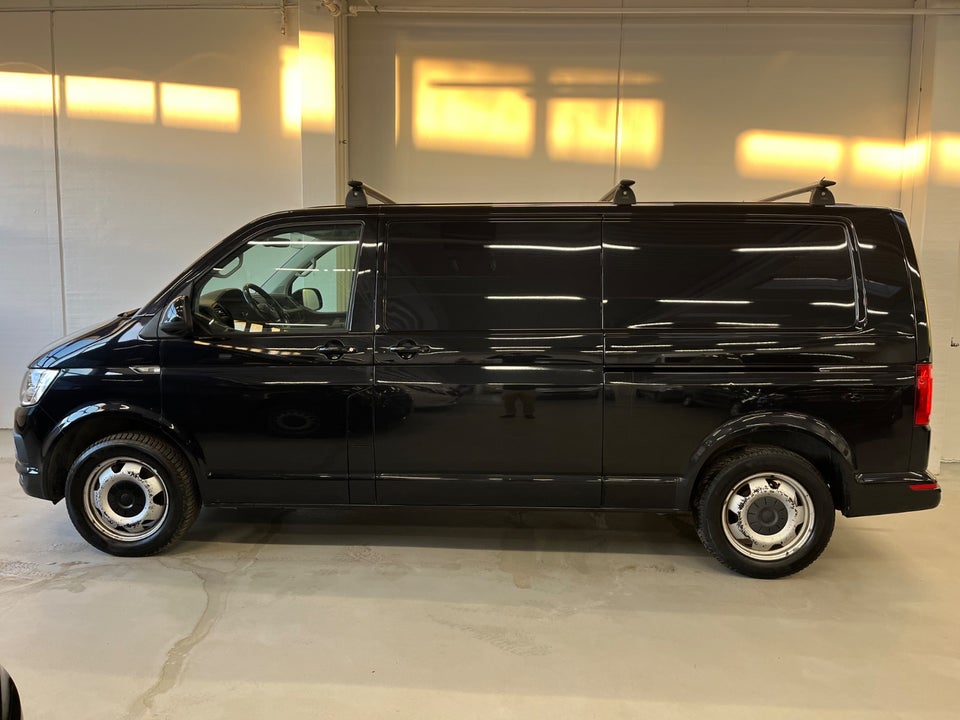 VW Transporter 2,0 TDi 204 Kassevogn DSG lang