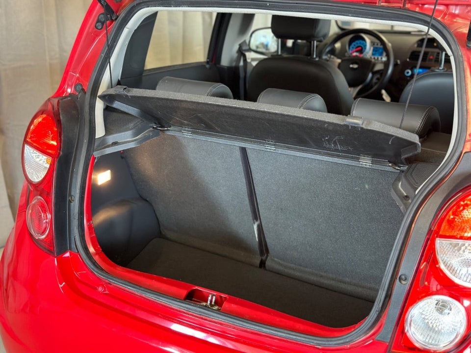 Chevrolet Spark 1,0 LT 5d