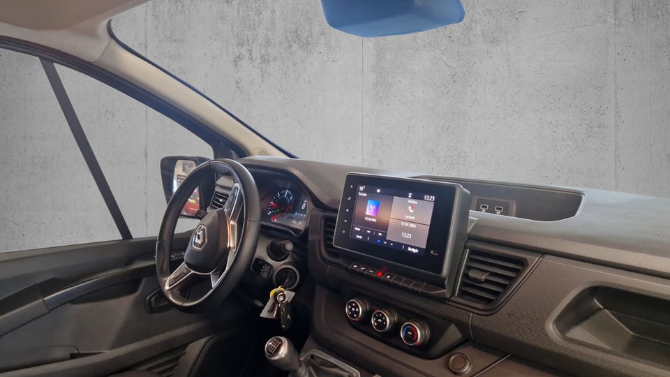 Renault Trafic 2,0 dCi 130 L2H1