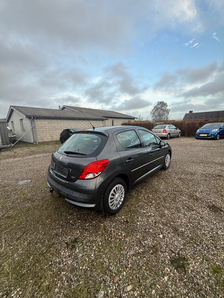 Peugeot 207 1,6 HDi 90 Comfort+ 5d