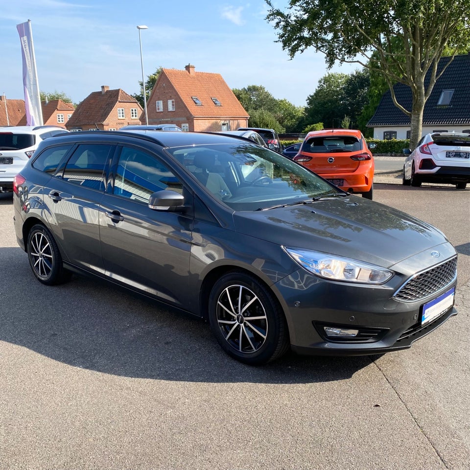 Ford Focus 1,5 TDCi 120 Titanium stc. aut. 5d