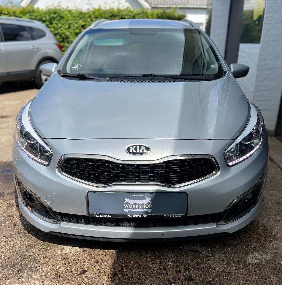 Kia Ceed 1,6 CRDi 136 Attraction SW 5d