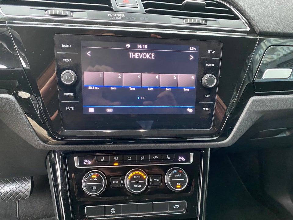 VW Touran 2,0 TDi 150 Highline+ DSG Van 5d