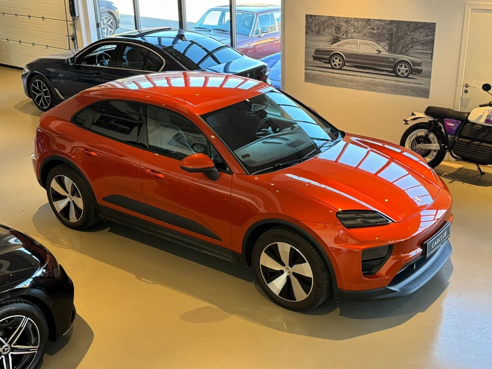 Porsche Macan 4 5d