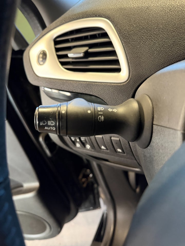 Renault Grand Scenic III 1,5 dCi 110 Dynamique 7prs 5d