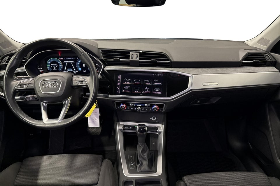 Audi Q3 45 TFSi e Attitude plus Sportback S-tr. 5d