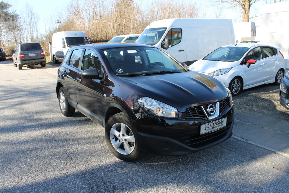 Nissan Qashqai 1,6 Acenta 5d