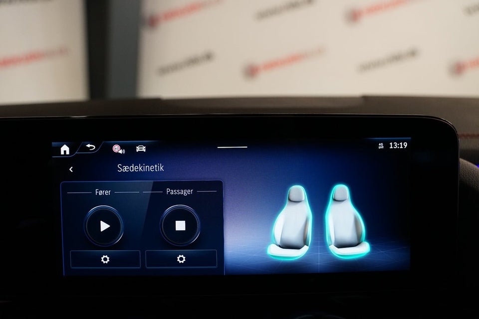 Mercedes EQA250+ AMG Line Van 5d