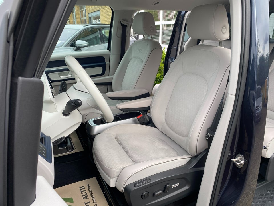 VW ID.Buzz 77 Pro SWB 5d